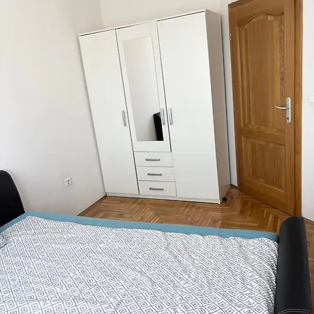 Apartamento Tibra *